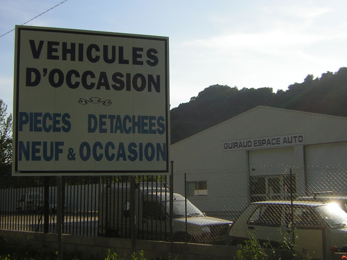 Aperçu des activités de la casse automobile GUIRAUD située à PIEUSSE (11300)